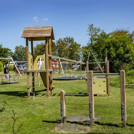 סנט מארטן Chalet 550 Op Recreatiepark De Wielen מראה חיצוני תמונה